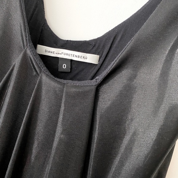 Designer dress - Picture 1 of 2